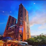 East Suite At Times Square Kl